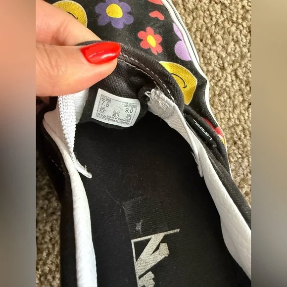 Women’s VANS Flower Power 🌼 - Picture 5 of 6
